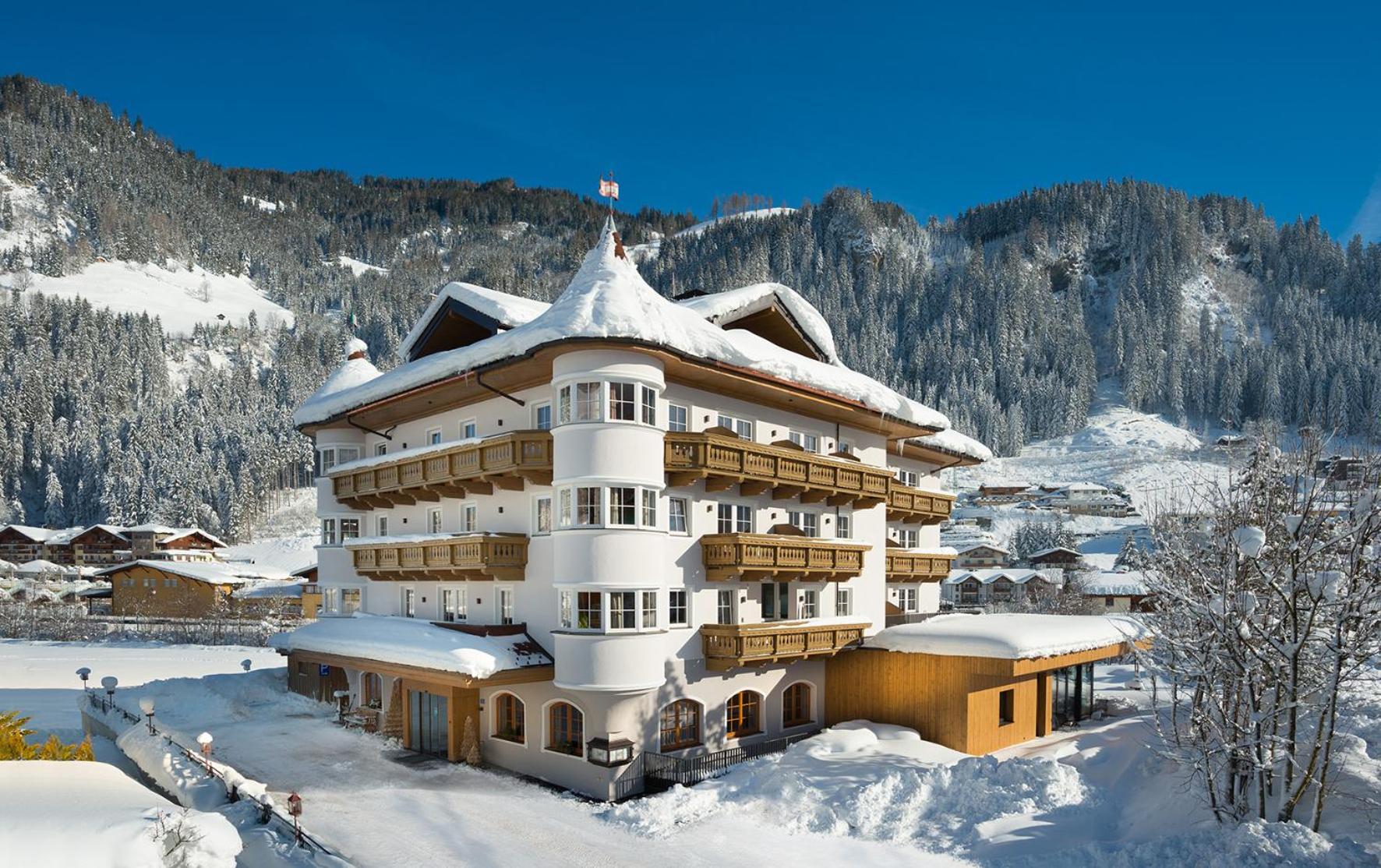 Hotel Bergzeit Grossarl Bagian luar foto