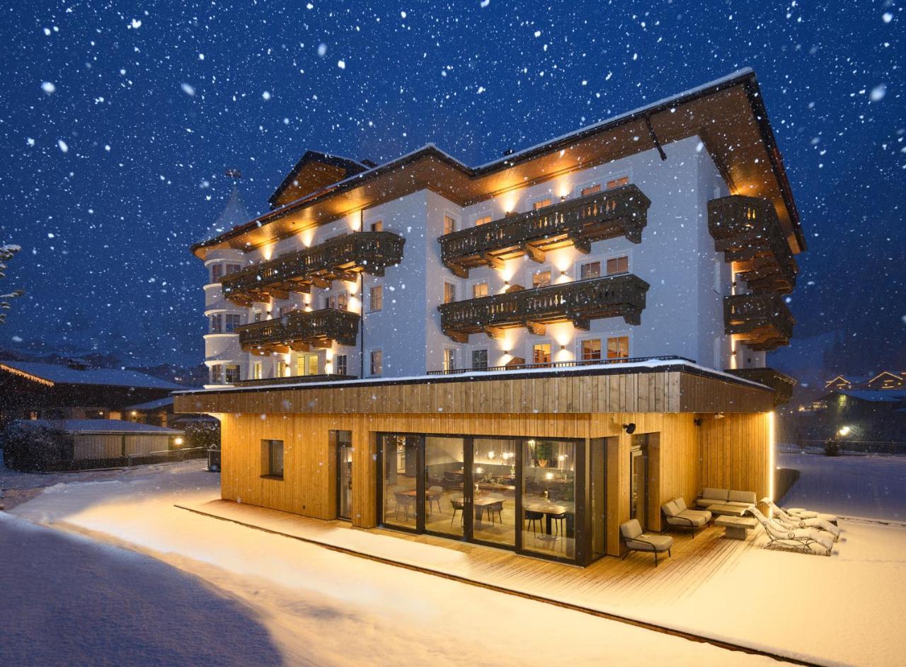 Hotel Bergzeit Grossarl Bagian luar foto